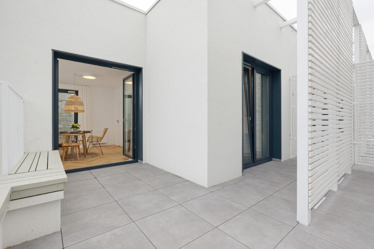 Lovesea Apartments Rewal Exterior foto
